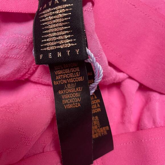 Savage Fenty Pink Wide Leg Lounge Pants Size Medium Loose Textured Sleep - Picture 4 of 5